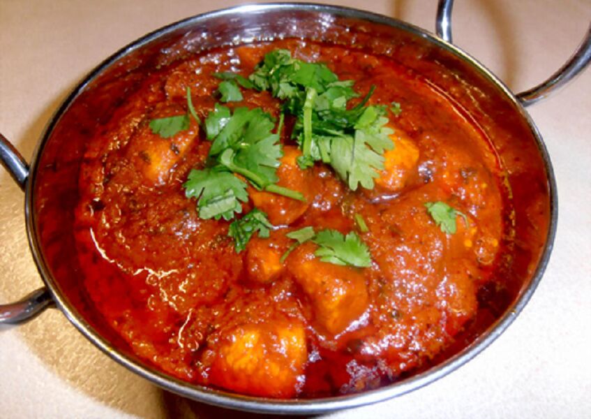 Poulet Vindaloo ( au curry relevé et pomme de terre)