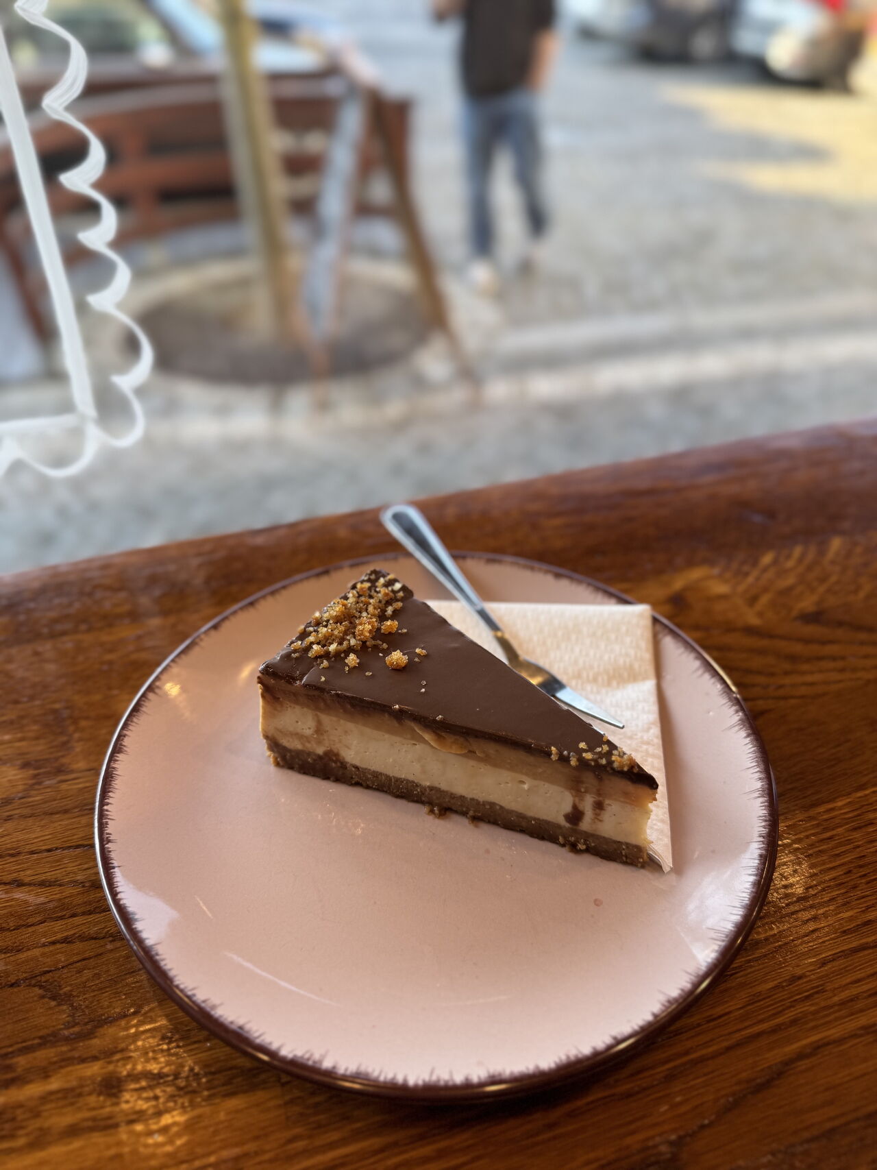 Cheesecake se slaným karamelem