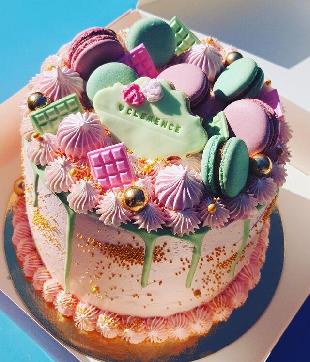 Layercake avec ganache au choix et déco personnalisée 