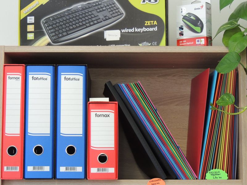 Dio uredskog asoritmana