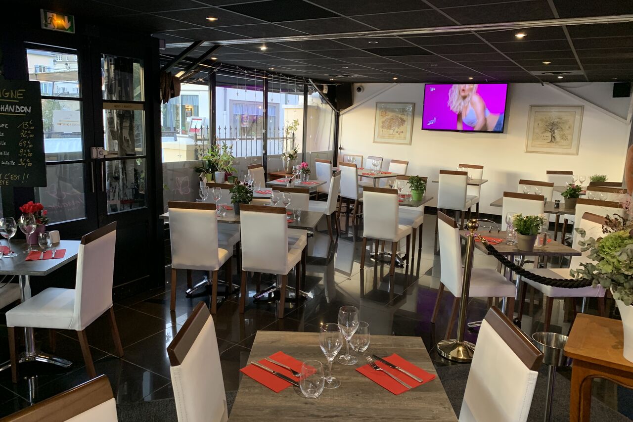 Salle de restaurant intérieur