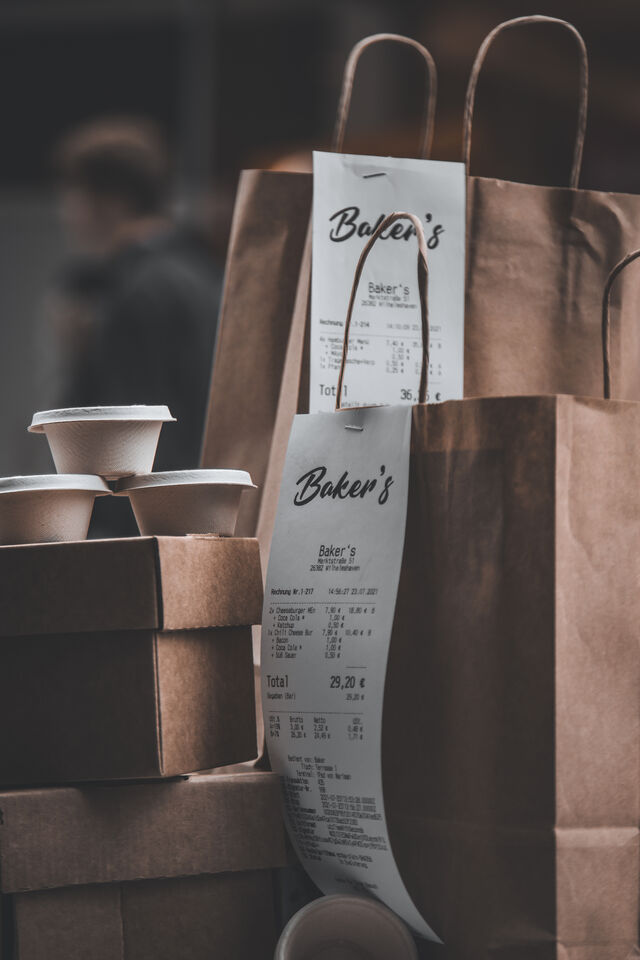 Bei Baker‘s arbeiten wir nachhaltig und Plastikfrei. Unsere Verpackungen sind aus wiederverwendbarem Material.