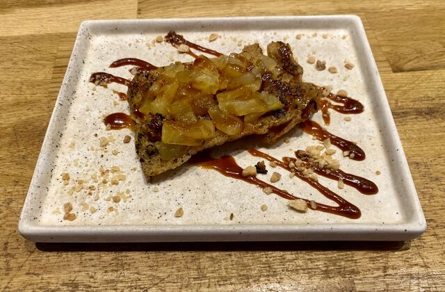 Pain perdu et pommes caramélisées 