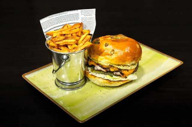 Burger Central Park Special