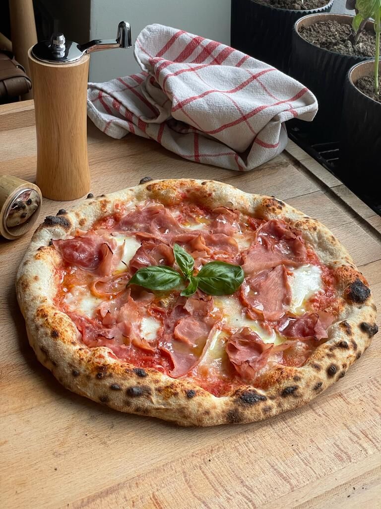 Pizza prosciutto cotto 39 lei