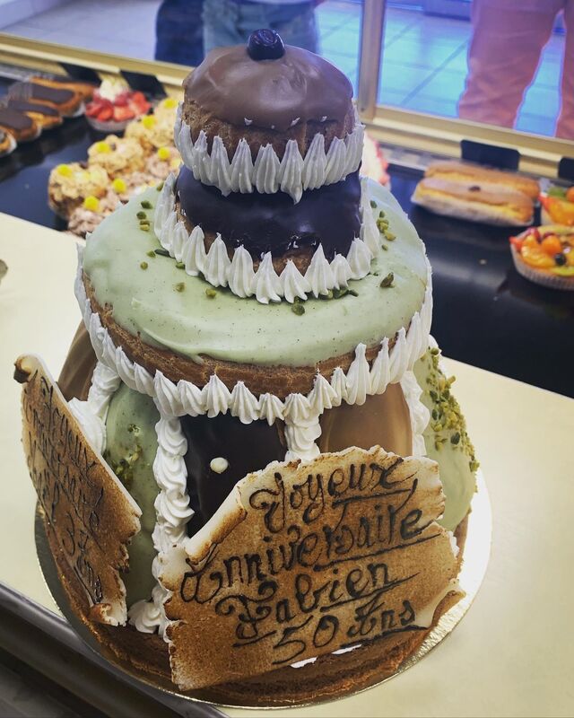 Pièces monté en éclairs 