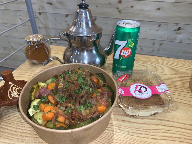 Formule couscous boeuf ,boisson,dessert