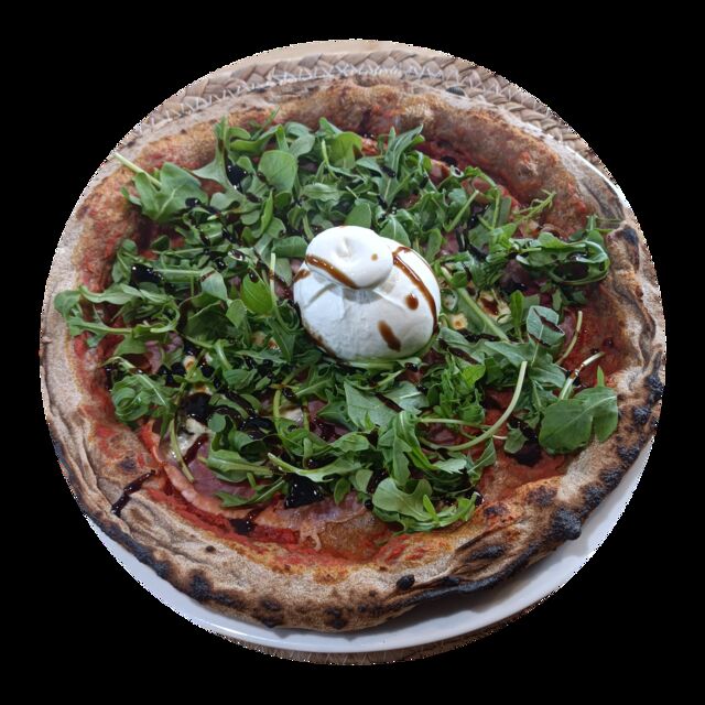 Juillet La Burrata - Base tomate, feuille basilic, mozza FDL, jambon blanc. Aps cuisson roquette, boule de burrata et balsamique