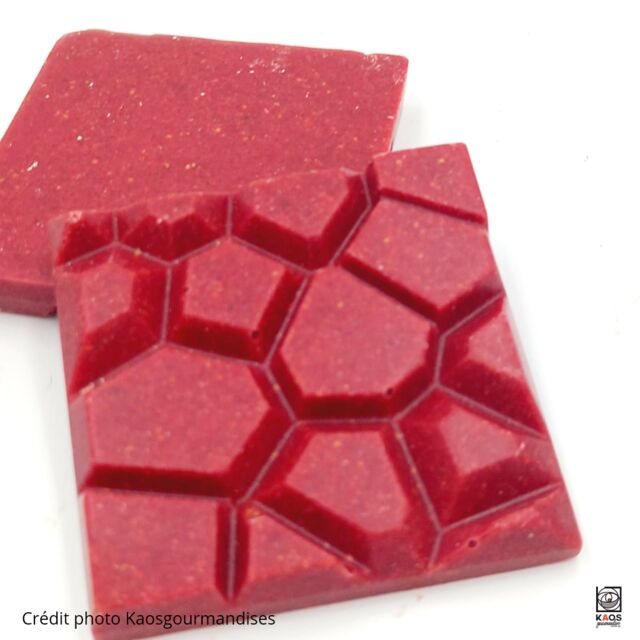 Tablette sucre de coco lait d'amande fraise