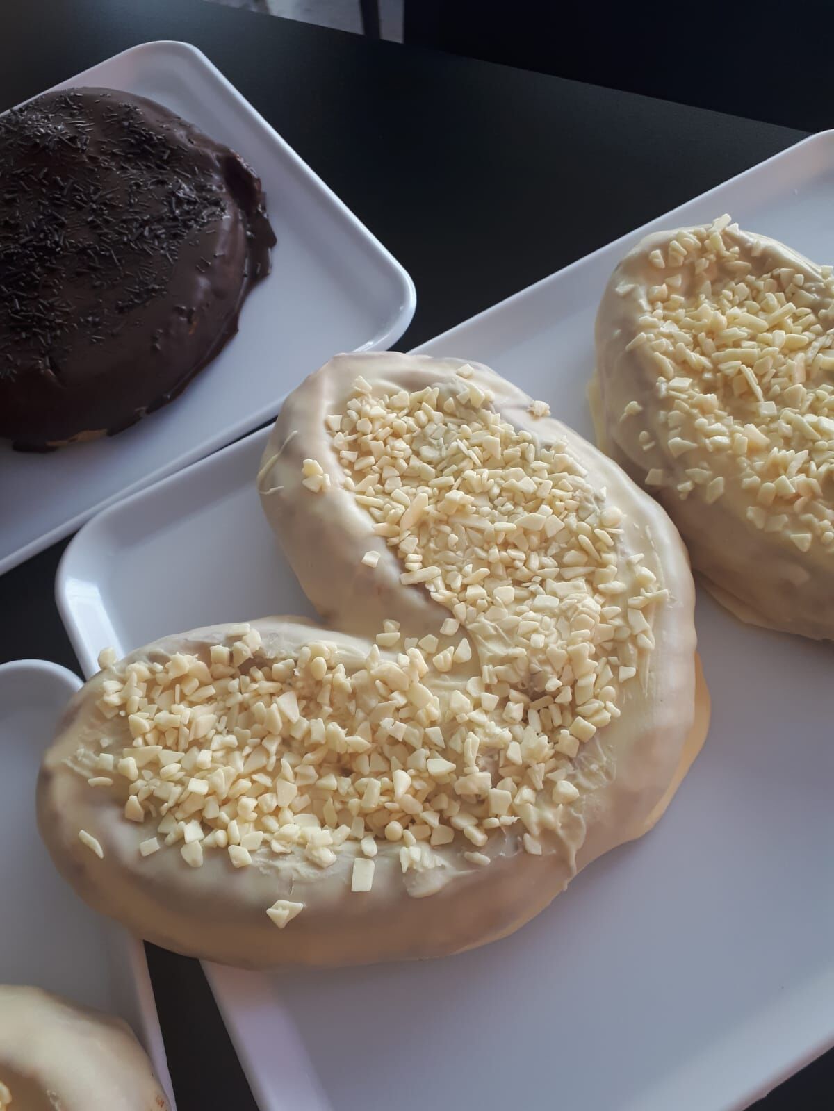 Palmeras de kinder y chocolate blanco también con virutas de chocolate toda una delicia 