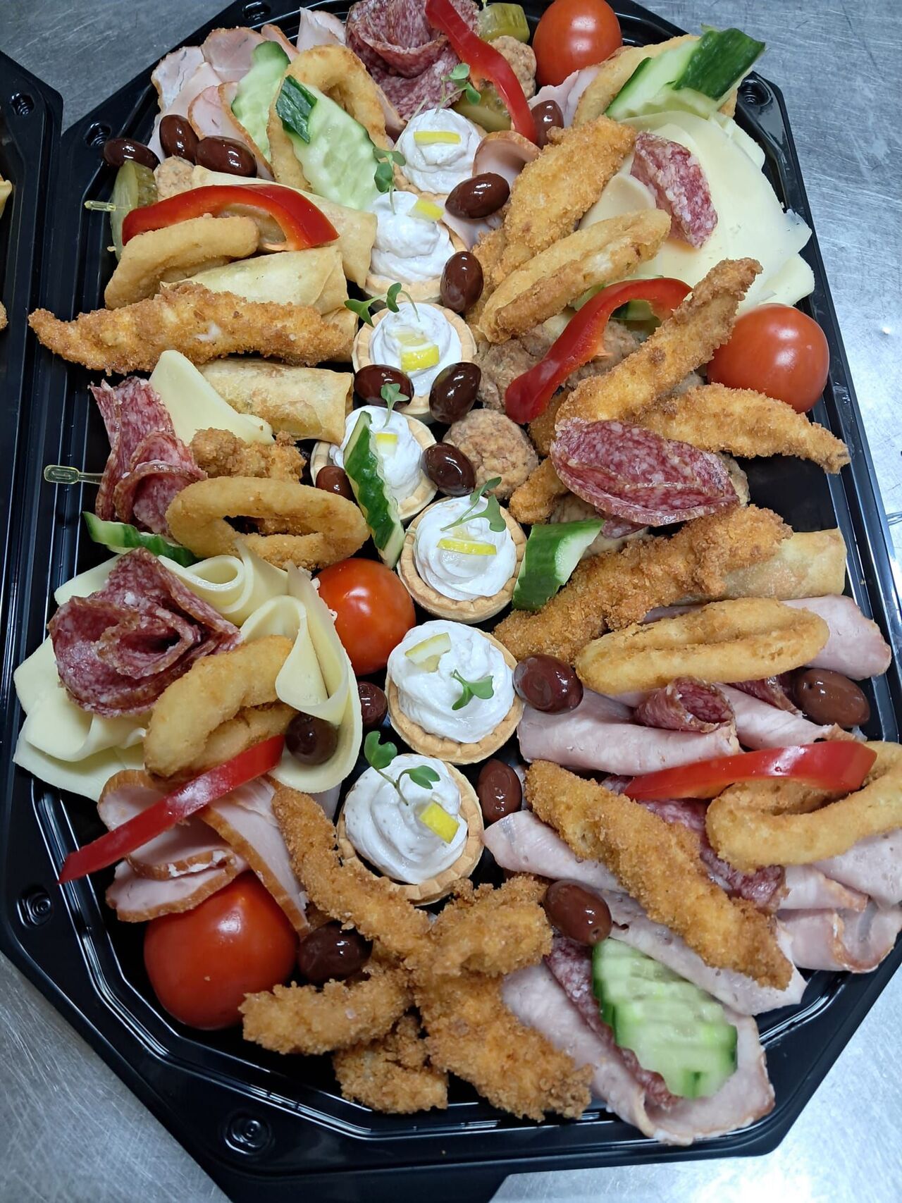 Comandă rapid, ridică sau primește acasă!” 🚗🍽️