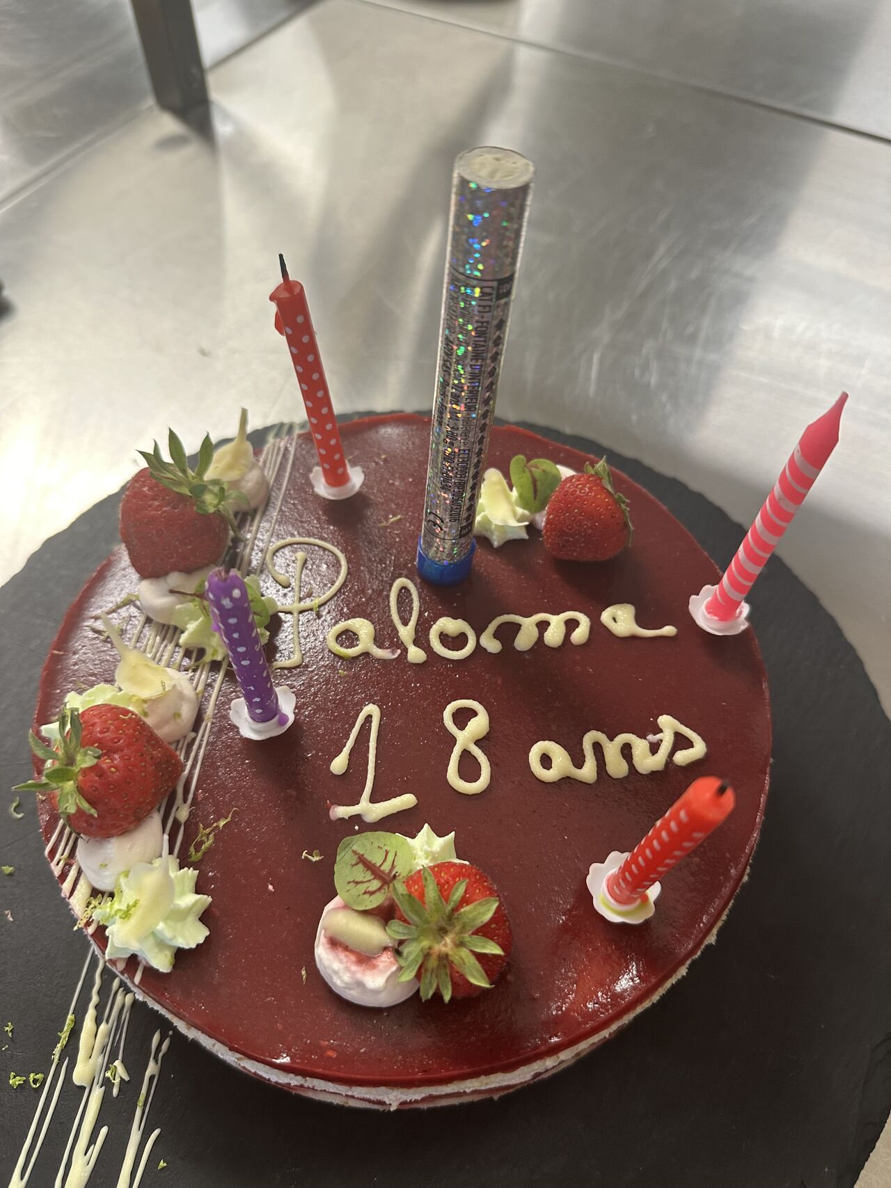 fraisier chocolat blance mousse pistache 