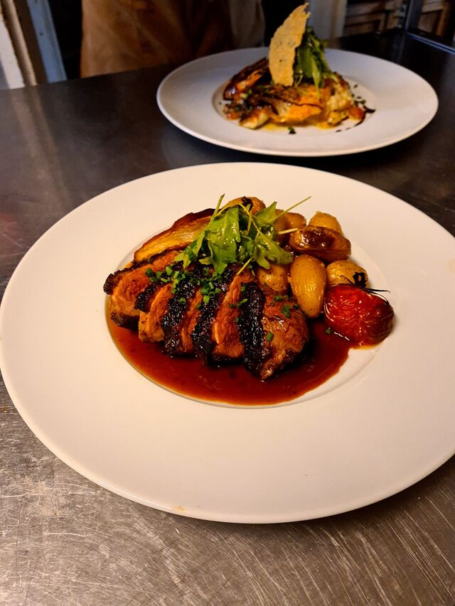 Magret de canard entier de la ferme Beauregard jus framboisé