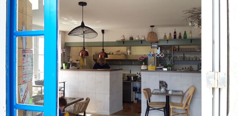 LE PETIT CAVEAU LE CROISIC