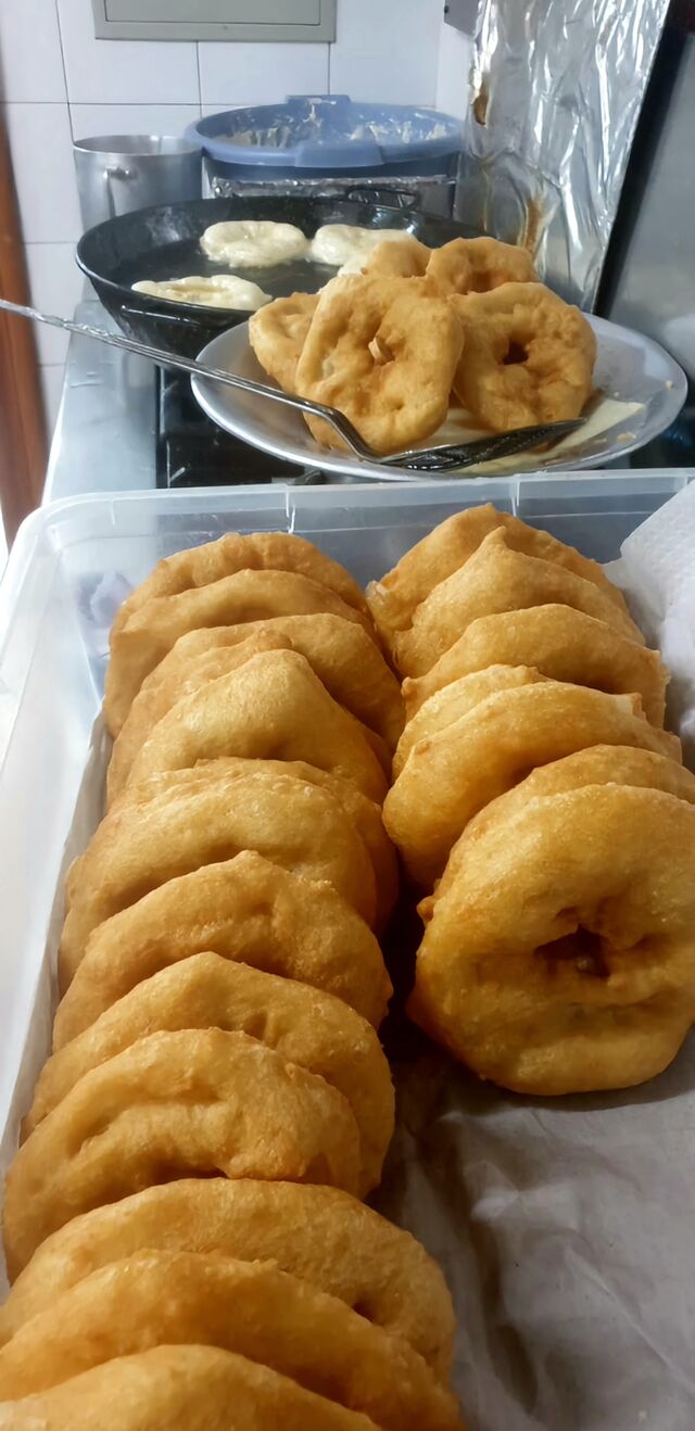 Especialidad de la casa, Buñuelos