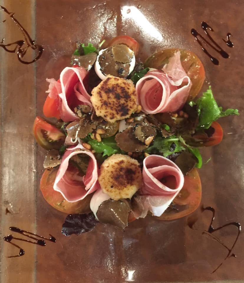 Salade de chèvre chaud
