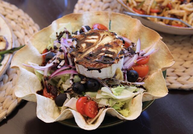 Ensalada con queso de cabra 