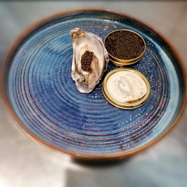 OSTRICHE CON CAVIALE IRANIANO