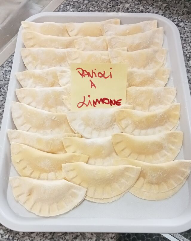 Ravioloni al limone