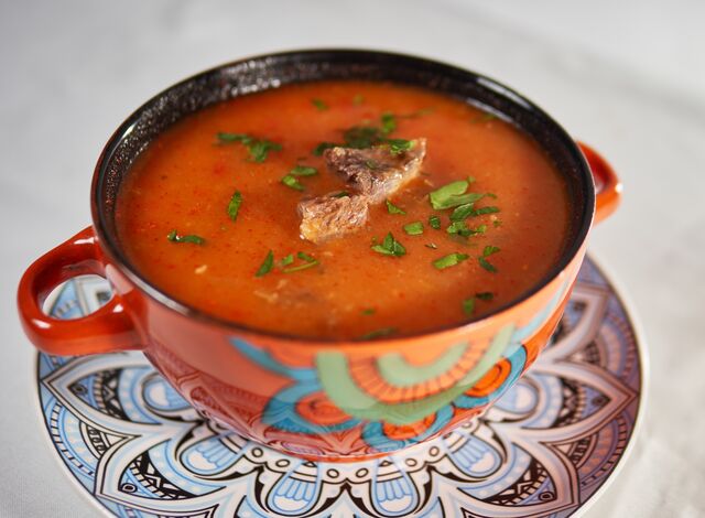 Supă Gulyas Dracula