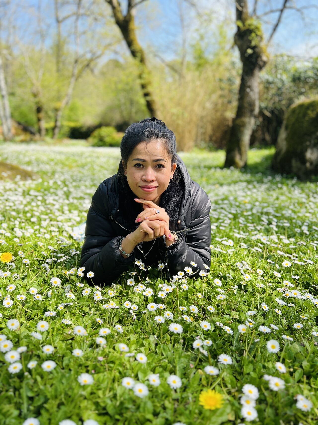 Kim dans ses réflexions