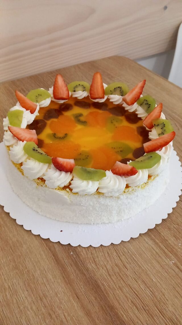 Ovocný s krémem obj. č. 90, 1200g - 12 porcí, CENA 690,-