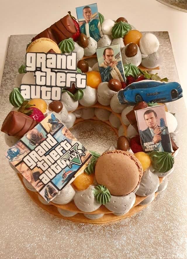 NUMBER CAKE