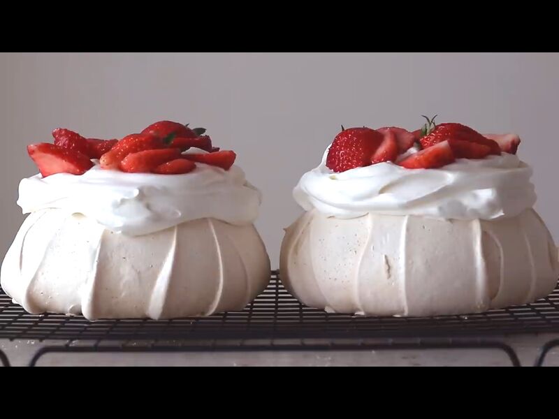 Pavlova fraise ananas 