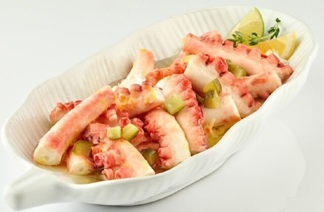 Ahtapot Salatası - Octopus Salad