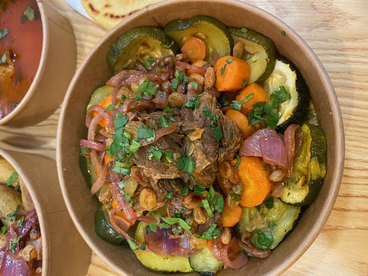 Couscous à composer au bœuf et 3 légumes au choix