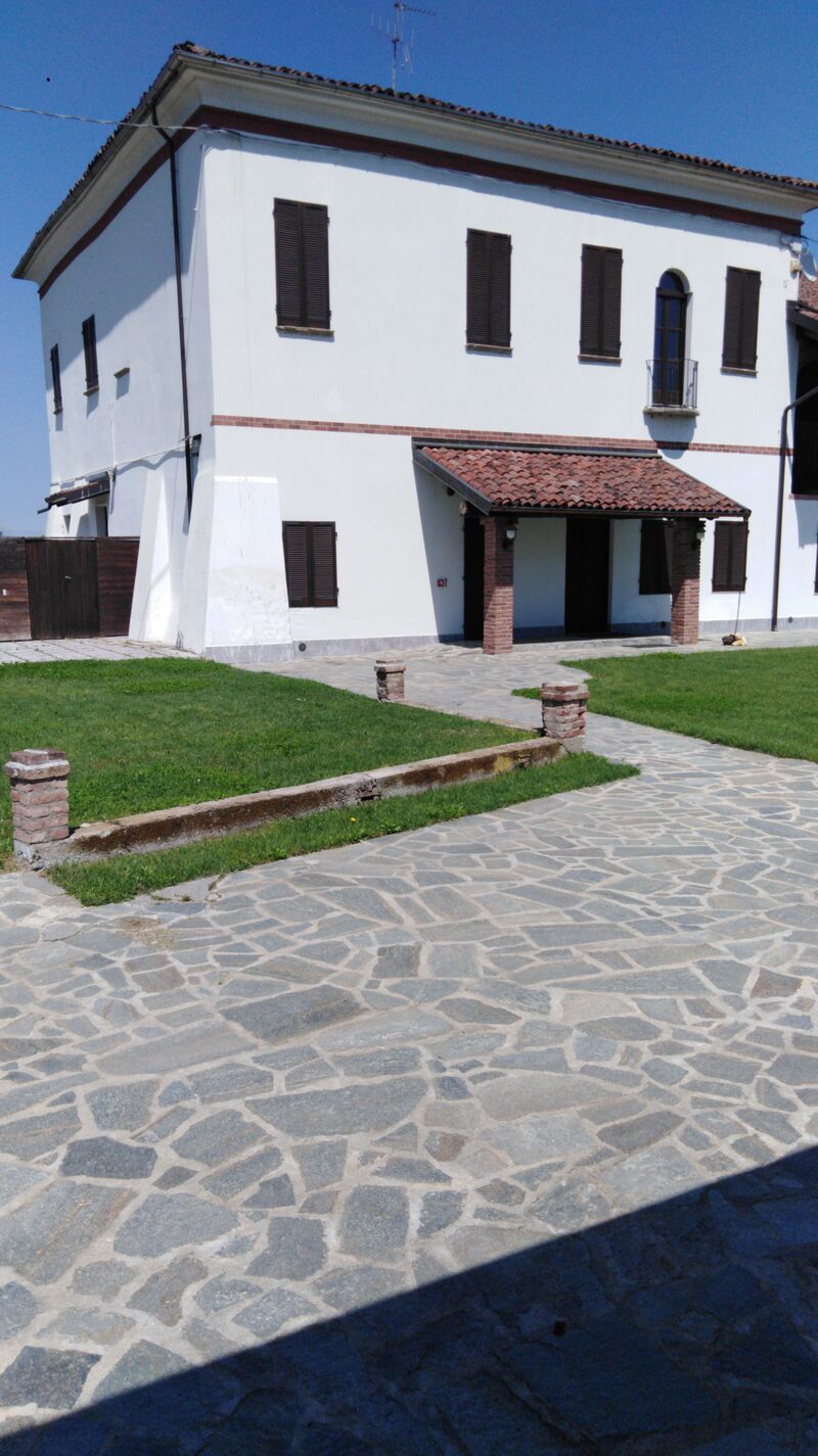 Entrata Agriturismo Cascina Bianca 