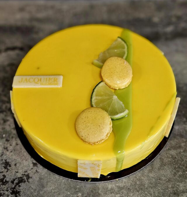 LEMON : mousse citron, crémeux citron, madeleine citron