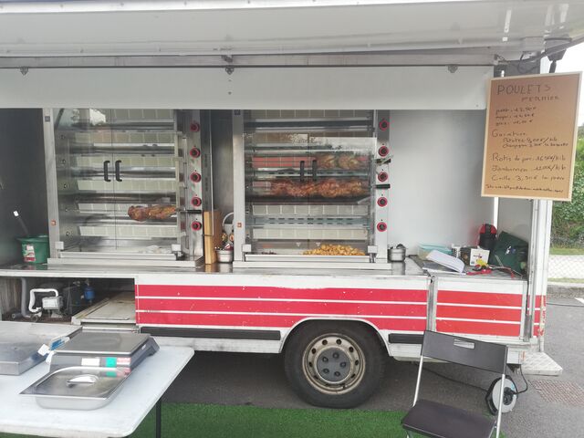 A biganos sur le parking de la boulangerie des boiens 