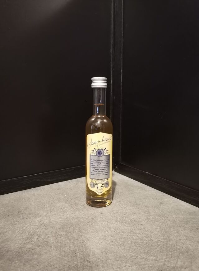 Aqualanca = Pastis artisanal 10cl=7.20€ 