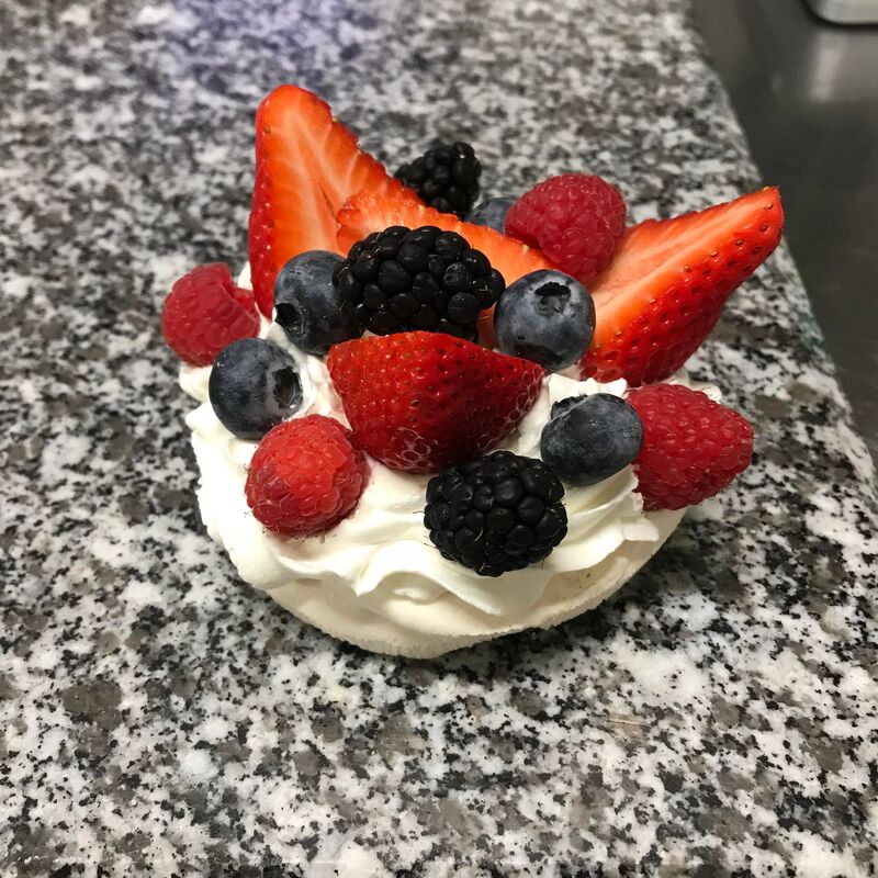 pavlova aux fruits rouges