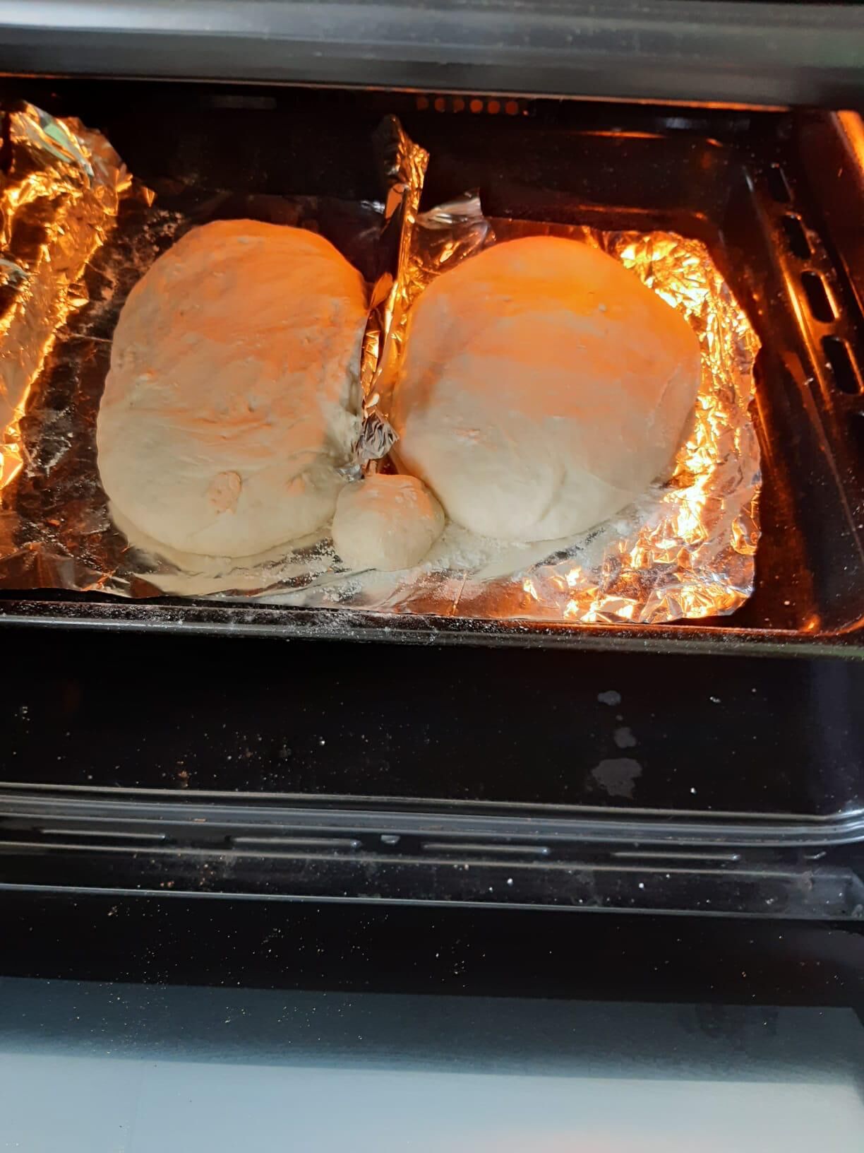 Pão Transmontano caseiro no forno