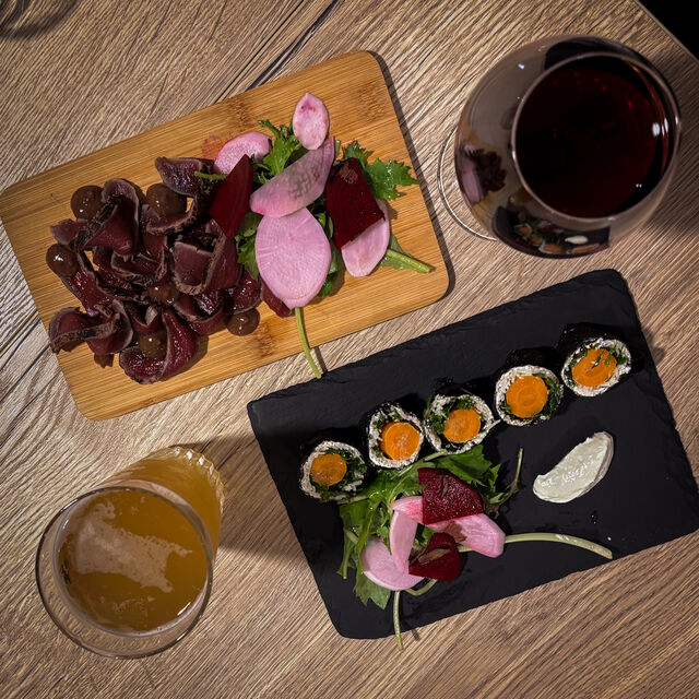 Filet de canard brulé et maki de carotte 