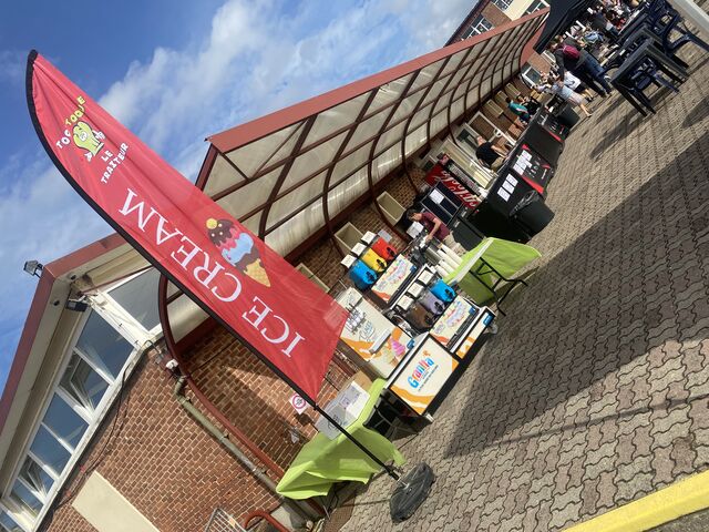 La kermesse des petits…hummmm une glace