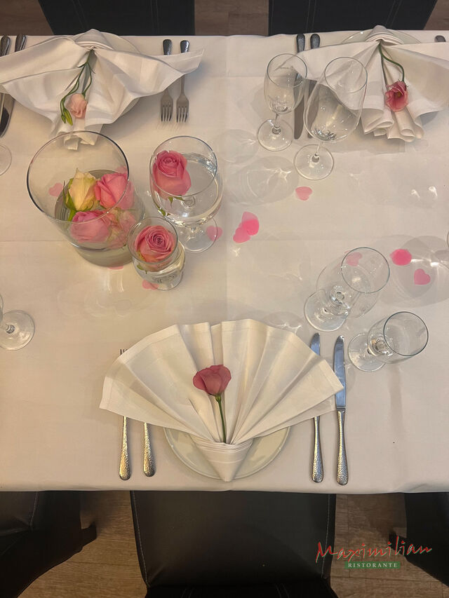 Individuelle Hochzeits-Tischdekoration