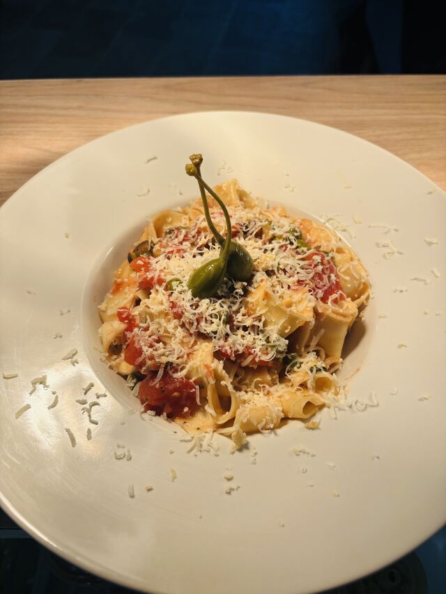 Pappardelle alla putanesca