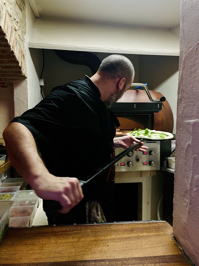 Four à pizza traditionnel