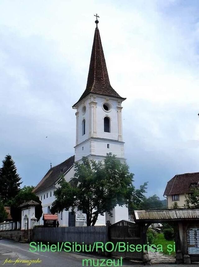Biserica Sf. Treime & Muzeul Pr. Zosim Oancea