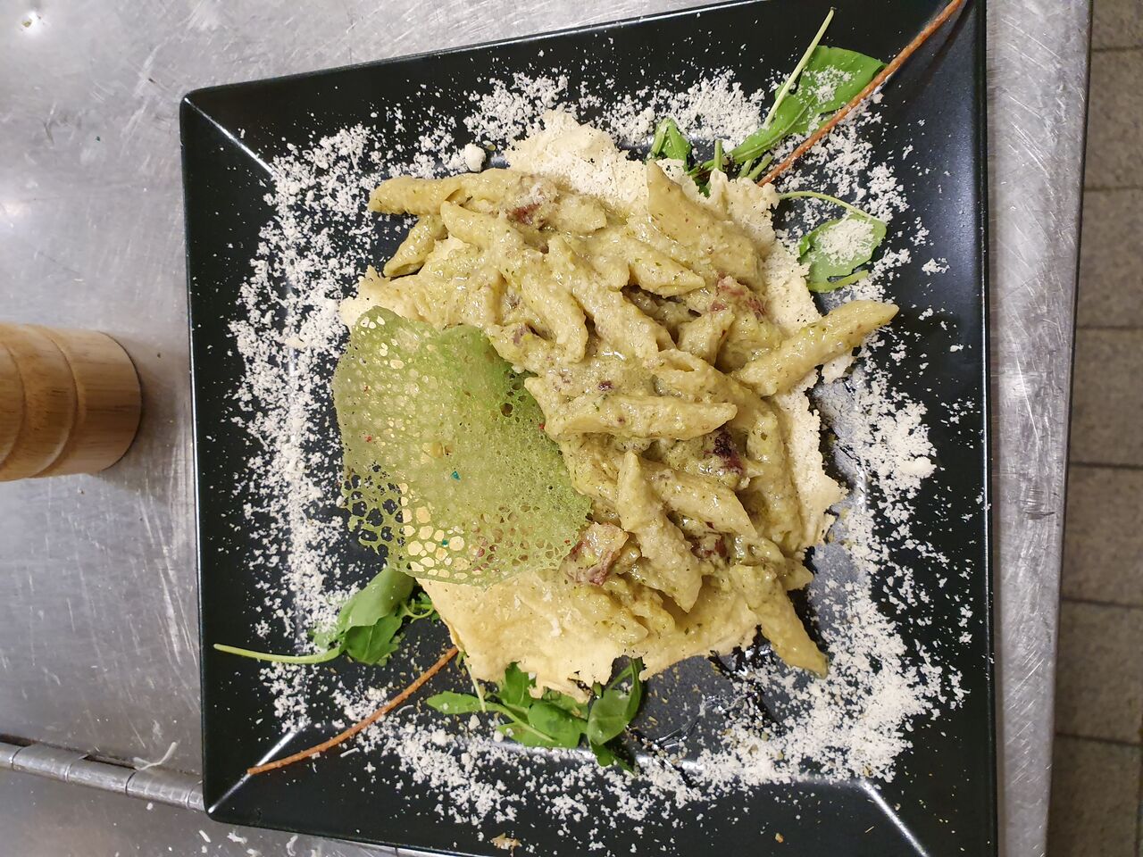 Pasta alla Brontese con Pistacchi freschi di Bronte