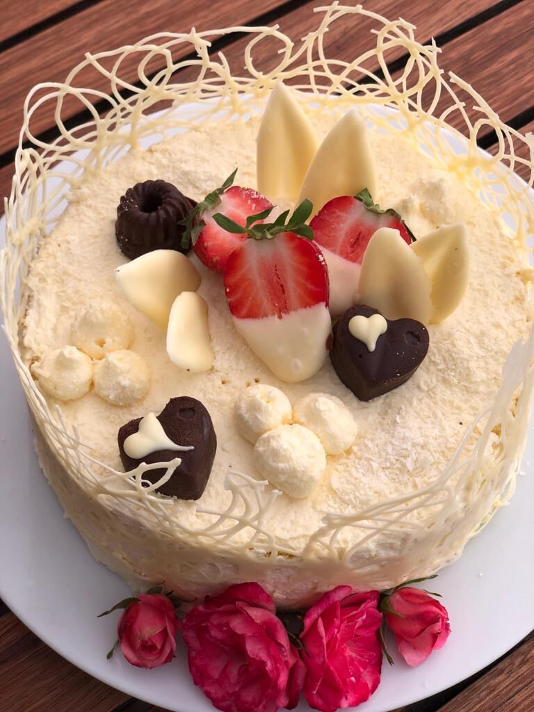 Bei uns könnt Ihr auch Kuchen und Torten für jeden Anlass bestellen. 