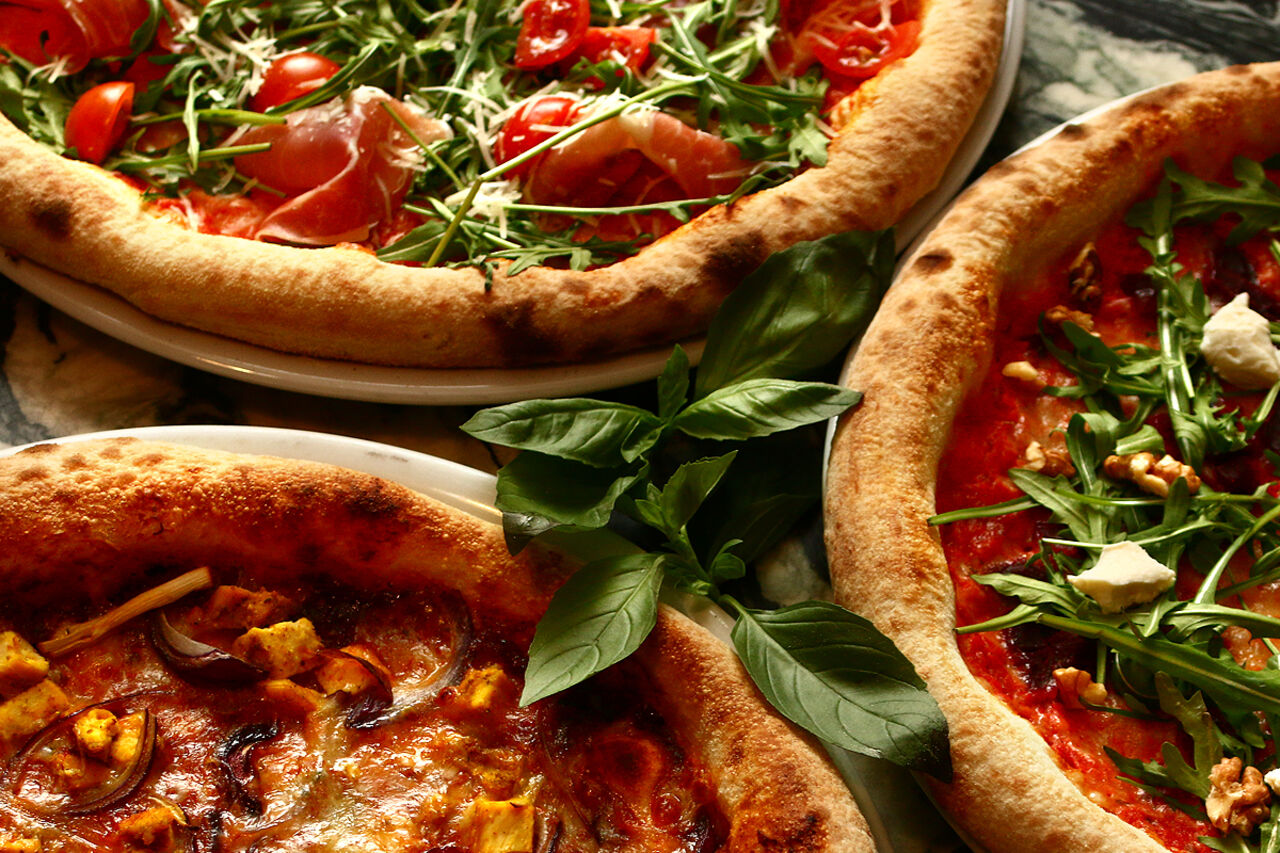 Zamawianie pizzy z dowozem