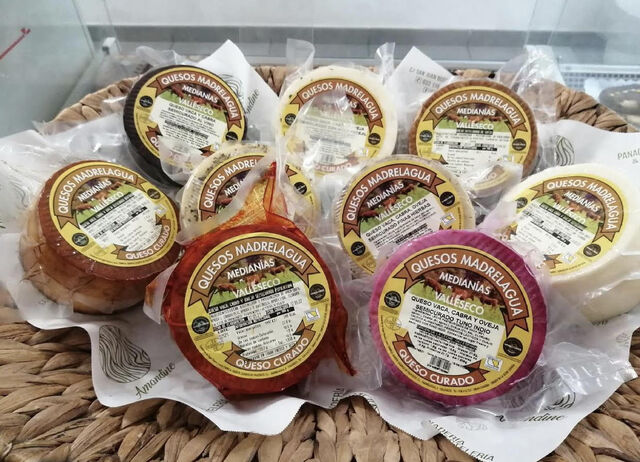 Venta de quesosde Valleseco, Madrelagua. Unos quesos de calidad y sabor excepcional... de millones de sabores diferentes...