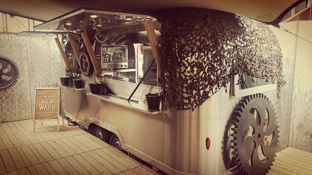 Onze foodtruck kan aangekleed worden in functie van uw feest