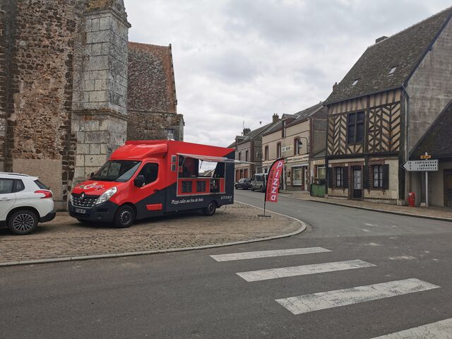 stef o pizz Chatillon en Dunois