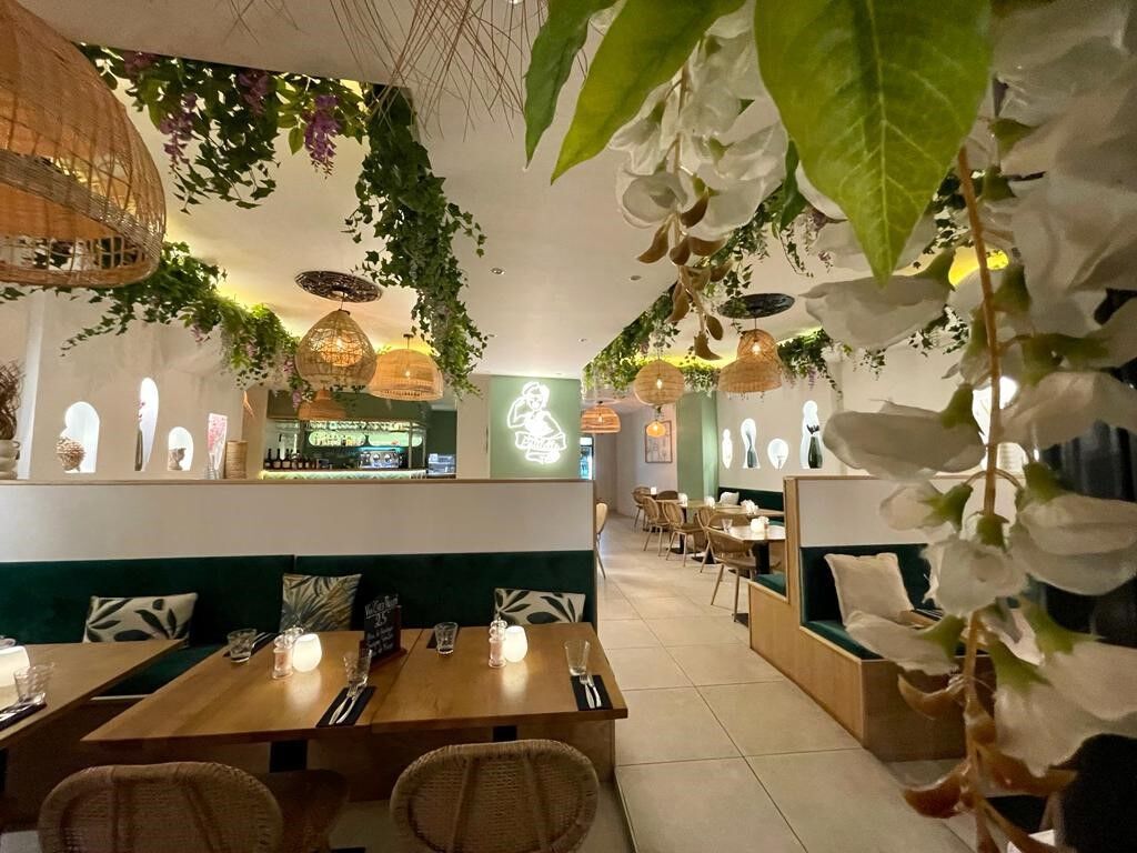 Vue de l'entrée du restaurant