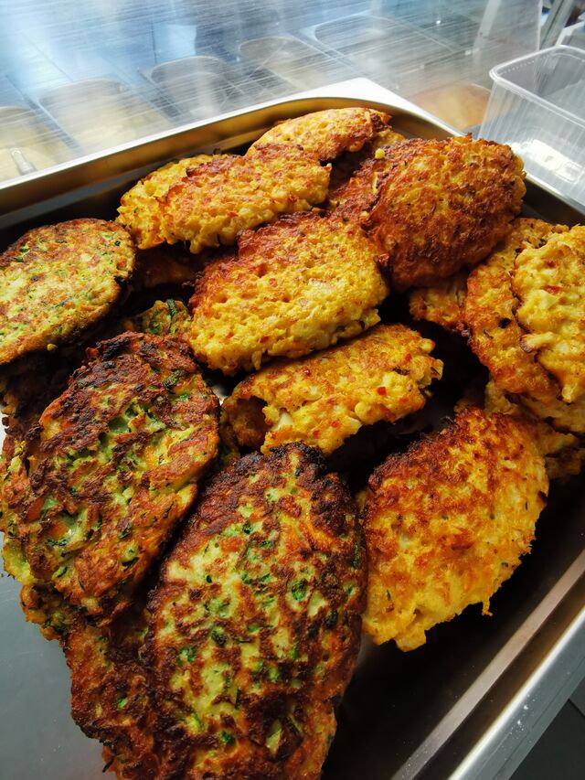 Placki ziemniaczane lub z kalafiora lub z cukinii